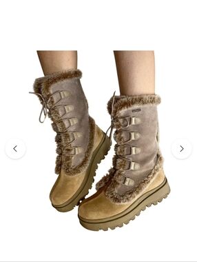 Skechers Vintage  Lace-Up Boots Sz 9